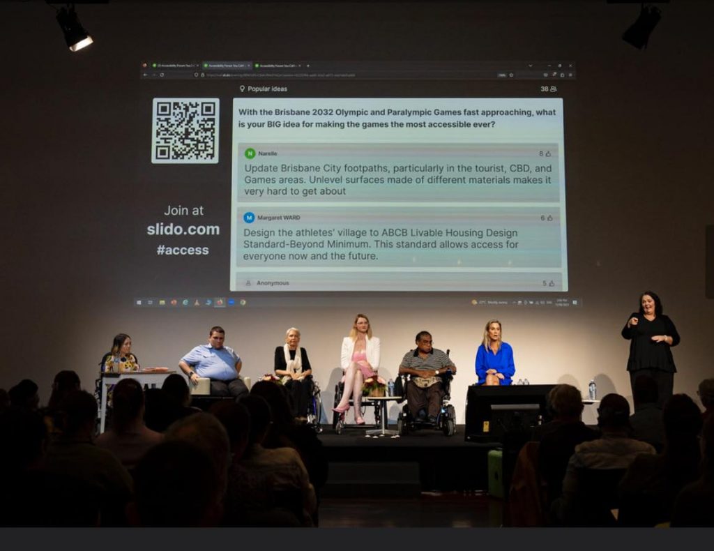 From left to right, facilitator Beth McInally and panellists Brendon Donohue, Lorraine Mulready,
Kathryn Lyons, Uncle Willie Prince,  and Karni Liddell.